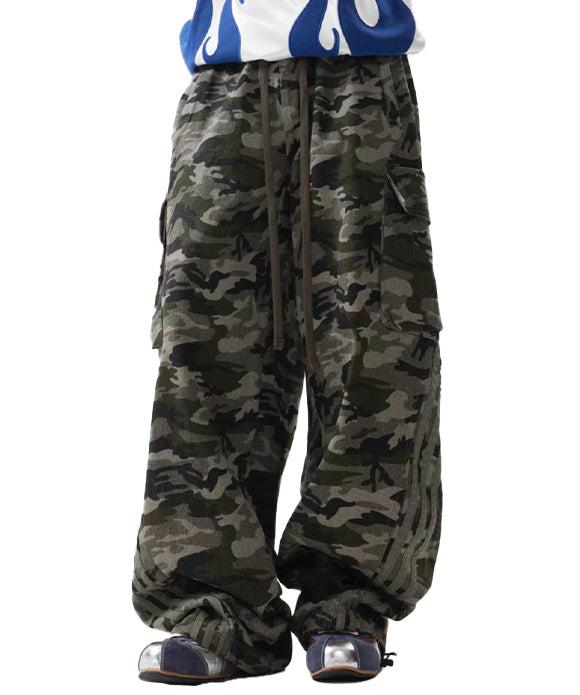 BAKYARDER Vintage Three-Stripe Camo Cargo Pants