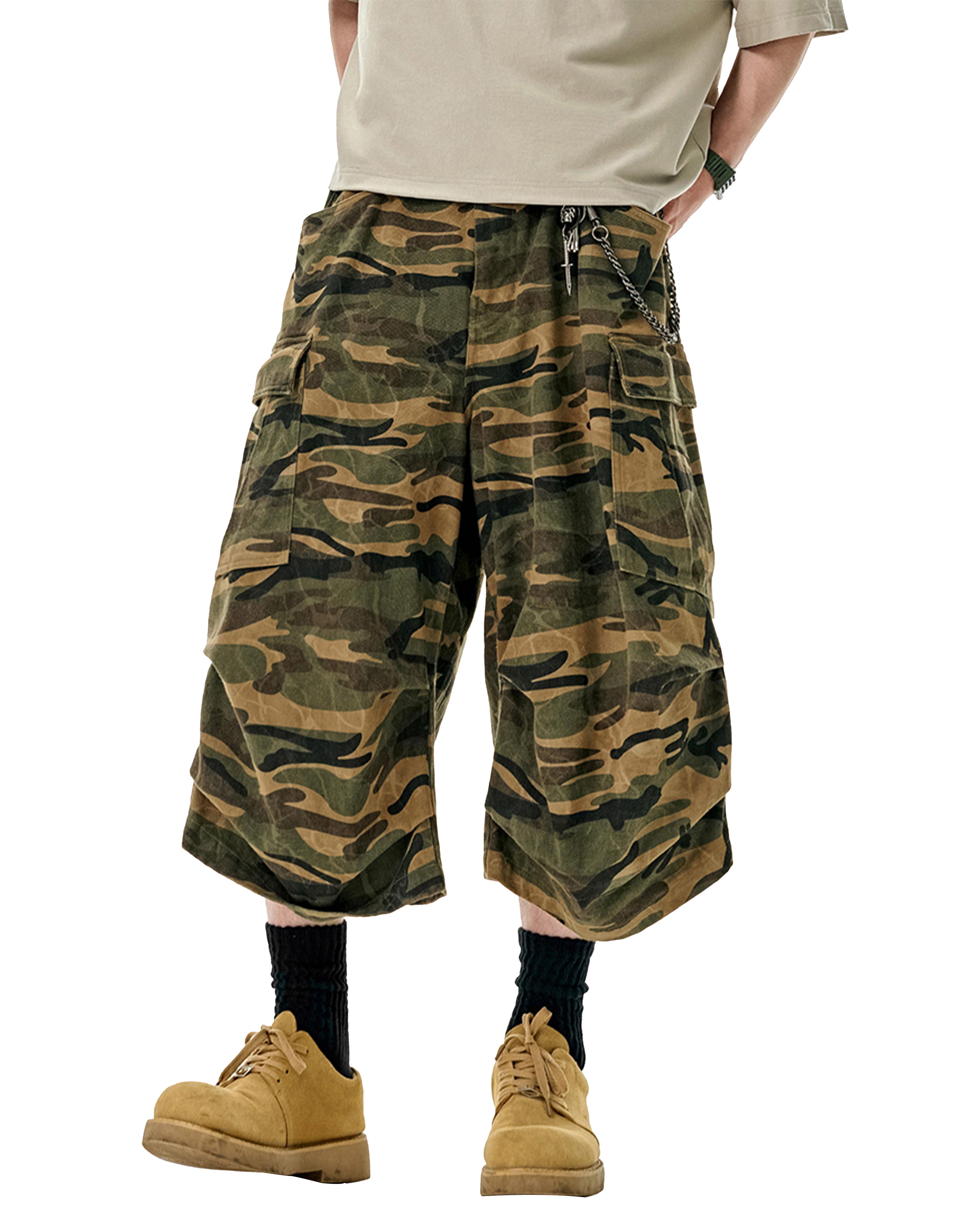 BAKYARDER Camouflage Multi-Pocket Pleated Cargo Capris